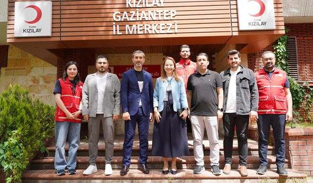 Gaziantep Milletvekili Bakbak, Gazze halkını unutmadı! Kızılay'a anlamlı bağış