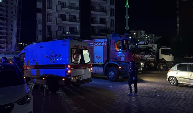 13 katlı binada çıkan yangın söndürüldü, soğutma çalışmaları sürüyor
