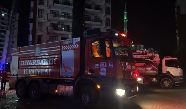 Diyarbakır'daki yangında ölü sayısı 4'e yükseldi: Anne ve 3 çocuğu hayatını kaybetti