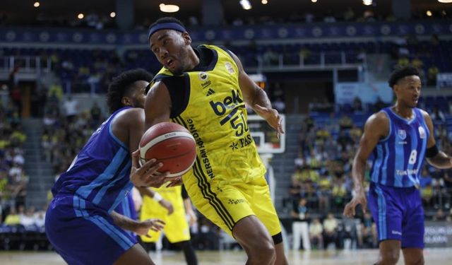 Fenerbahçe, Basketbol Süper Ligi'nde yarı finale yükseldi