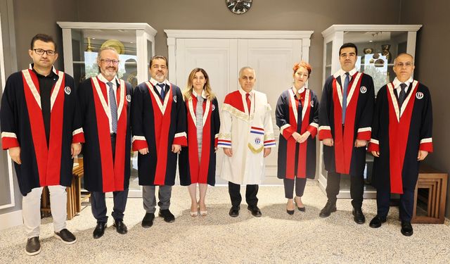 GAÜN Tıp Fakültesi Öğretim Üyeleri Yeni Unvanlarına Kavuştu