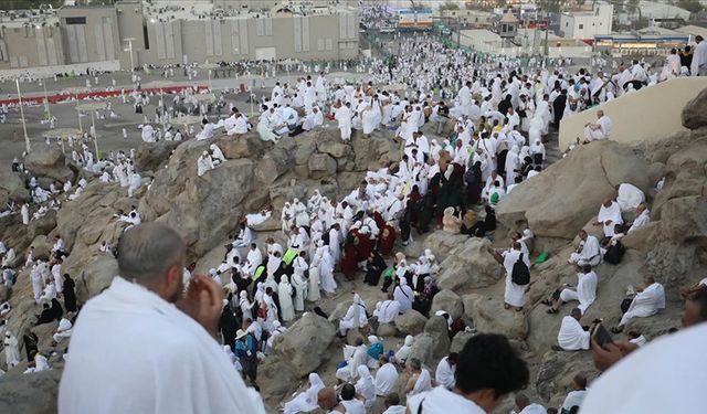 Hacı adaylarının Arafat yolculuğu başlıyor