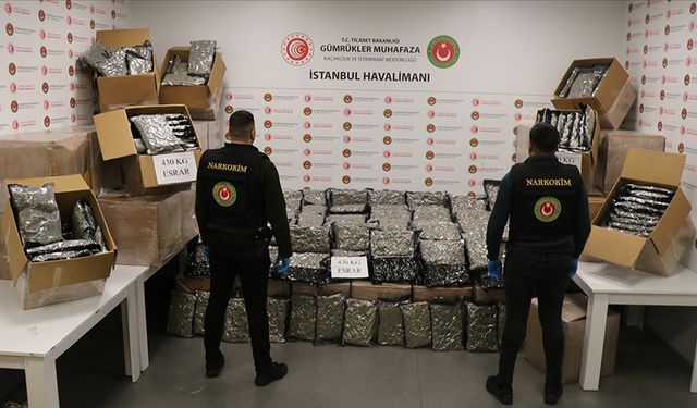 Bakanlık açıkladı! Milyarlarca liralık kaçak ürün ele geçirildi