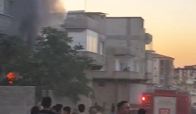 Gaziantep'te 2 katlı binada yangın