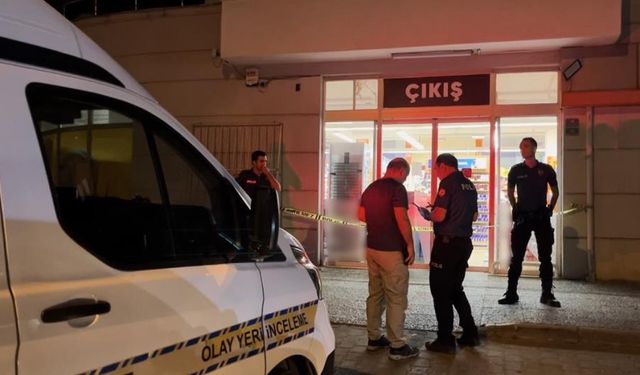 Markette "Sen sapık mısın?" diyen kadını ve 14 yaşındaki kızı vurdu