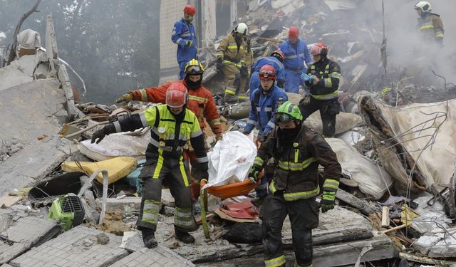 Kiev'de can kaybı 11'e, yaralı sayısı 93'e yükseldi