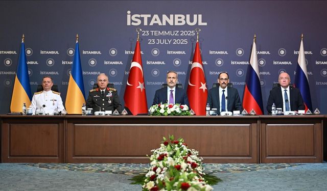 Türkiye aracı oldu! Rusya- Ukrayna barış görüşmeleri sona erdi! İşte o anlaşma...