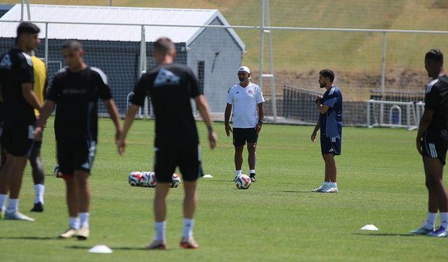 Gaziantep FK’da flaş ayrılık yolda! Tarihin en erken değişikliği...