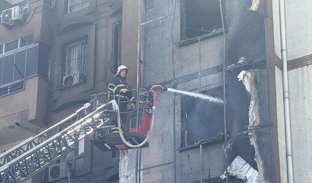 Gaziantep'te yangın: 23 kişi dumandan etkilendi