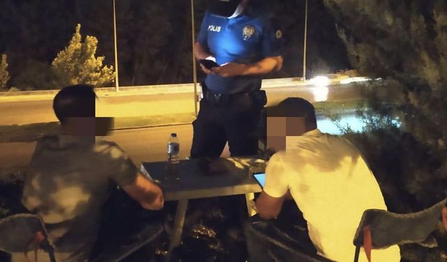 Gaziantep'te park denetimlerinde aranan 13 şahıs yakalandı