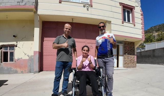 Gaziantep'te bedensel engelli genç kızın akülü araba hayali gerçekleştirildi