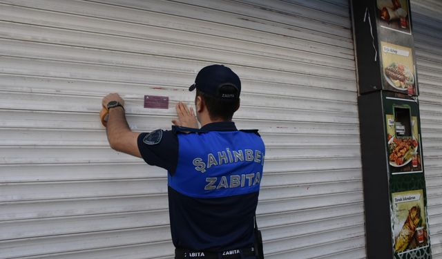 Şahinbey'de tarihi geçmiş ürün kullanan dürümcüye kapatma cezası