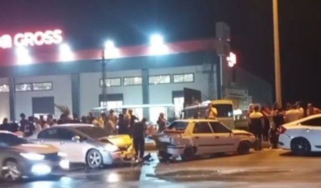 Anne ve kızına otomobil çarptı: Anne öldü, kızı ağır yaralandı