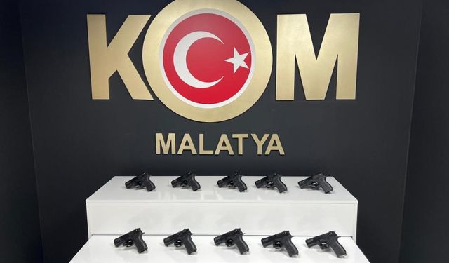 Yolcu otobüsünde 10 ruhsatsız tabanca ele geçirildi