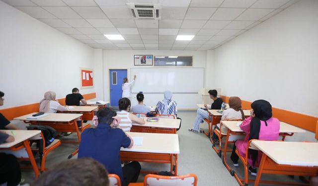 GASMEK’ten LGS’de büyük başarı! 153 öğrenci başarılı liselere yerleşti
