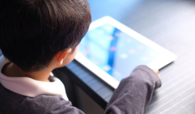 Ebeveynler dikkat! Çocuklar dijital risk altında…