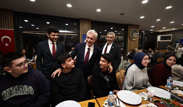 Tahmazoğlu’ndan üniversite adaylarına müjdeli haber! İşte detaylar…