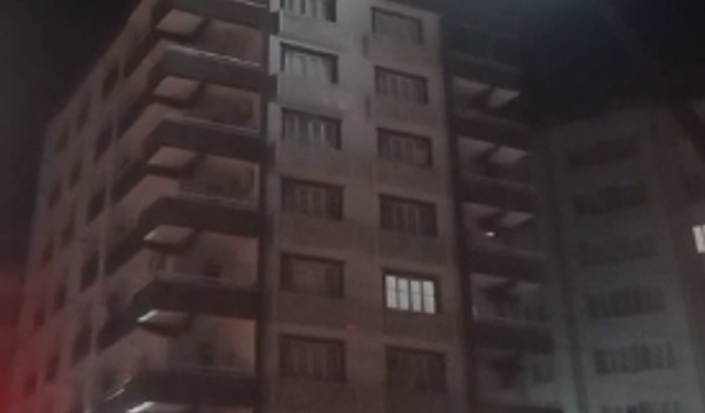 Gaziantep’te 10 katlı binada korkutan yangın!