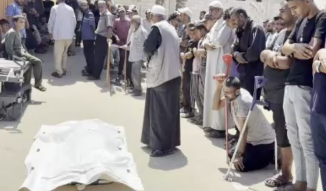 İsrail'in vurduğu Nasser Hastanesi'de can kaybı yükseliyor