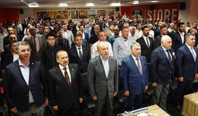 Gaziantep FK yönetimi toplantıda! Teknik direktörlük için öyle bir isim ortaya atıldı ki…