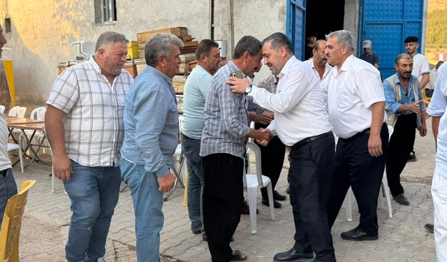 AK Parti Şehitkamil teşkilat havasını sokaklara taşıyor!
