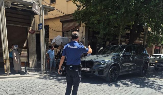 Gaziantep’te panik anları! Polis yolu trafiğe kapattı…