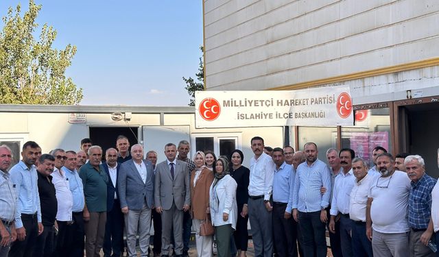 MHP’den İslahiye’ye çıkarma… Atay ve Bozgeyik, vatandaşları dinledi