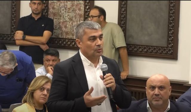 Mehmet Haz’dan sert sözler! Yakasından tutar dışarı atarız…