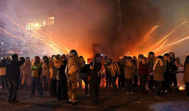 Havai fişek deposunda patlama!  Çok sayıda ölü ve yaralı var