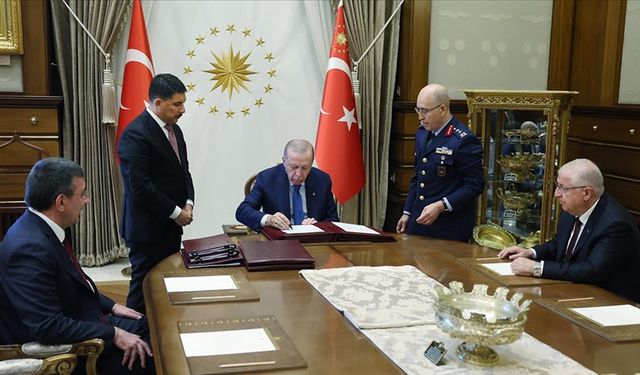 YAŞ Kararları açıkladı! Yeni Genelkurmay Başkanı Bayraktaroğlu oldu…