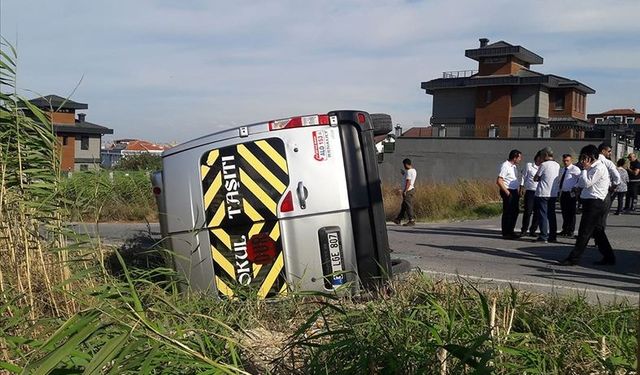 Engelli öğrencileri taşıyan servis kaza yaptı: Çok sayıda yaralı var