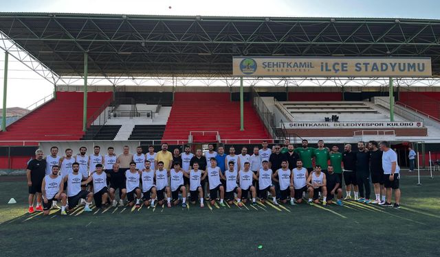 Şehitkamil Belediyespor hız kesmiyor!