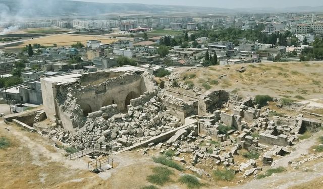 Depremde zarar görmüştü! Gaziantep’te İç Kale Camii onarılmayı bekliyor…