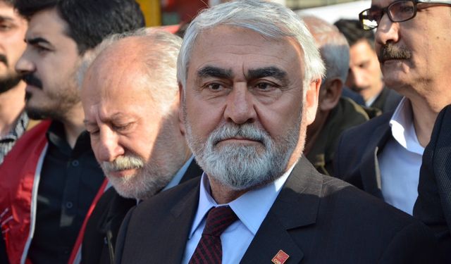 CHP Şehitkamil’de kongre heyecanı! Hurşit Yıldırım adaylığını duyurdu