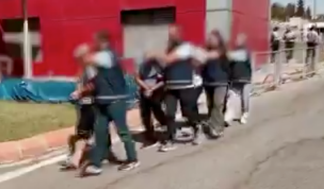 Gaziantep'te masaj salonuna fuhuş operasyonu: Çok sayıda şüpheli yakalandı