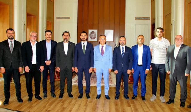 ASKF Yönetiminden Vali Çeber’e ziyaret! Spor Şehri Gaziantep