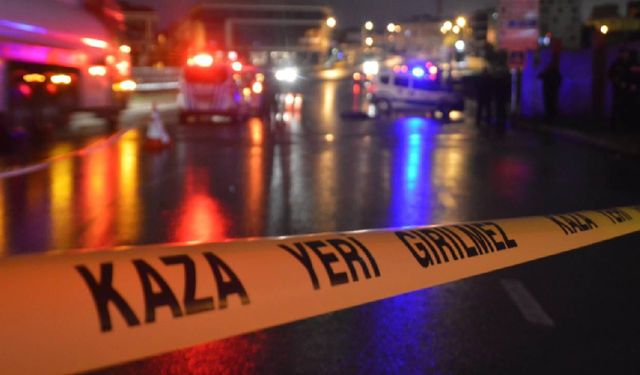 Gaziantep'te katliam gibi kaza! Lastiği patlayan kamyonet dehşet saçtı