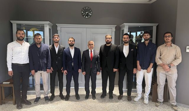 TÜGVA heyetinden GAÜN rektörüne ziyaret