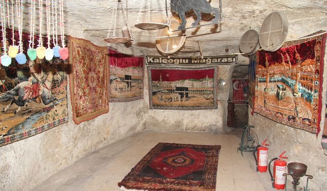 Kaleoğlu Mağarası'ndaki duvar halıları ziyaretçileri hayran bırakıyor