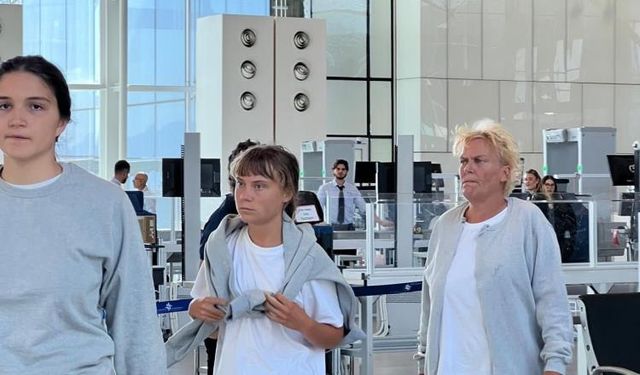 İsrail, Greta Thunberg'in de bulunduğu 171 aktivisti sınır dışı etti