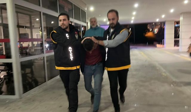 Kucağındaki bebeğine rağmen eski eşini defalarca bıçaklamıştı! O zanlı yakalandı…