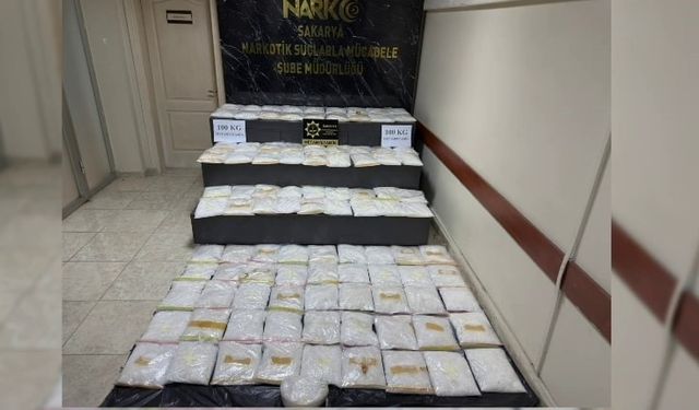 Otoyolda tarihi operasyon! 100 kilo uyuşturucu bulundu: Video haber…