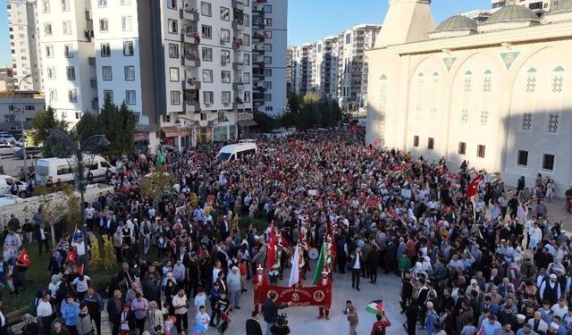 Gaziantep’te Filistin’e büyük destek! Binlerce kişi destek yürüyüşüne katıldı