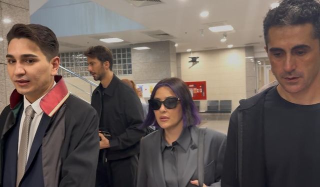2 yıllık evlilik tek celsede bitti! Melek Mosso resmen boşandı