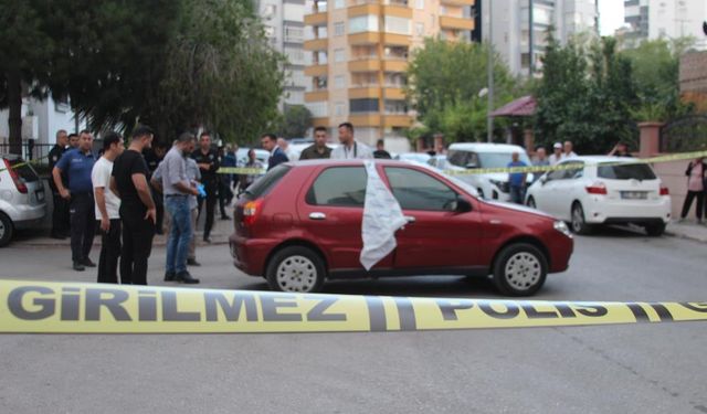 Otomobilde sır ölüm: Darp izlerine rastlandı!