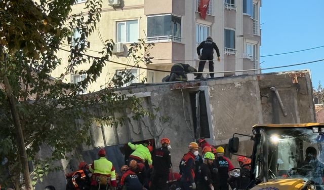 Gebze’de 6 katlı bina çökmüştü! Mucize kurtuluş…