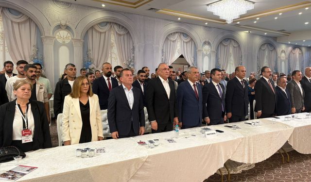 Meriç’ten kavgalı kongrede önemli açıklamalar! Demokrasi şöleni…