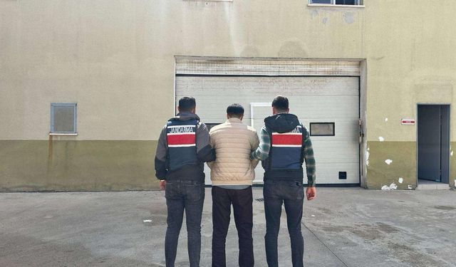 Gaziantep JASAT'tan şok operasyon! Saklandığı adreste yakalandı