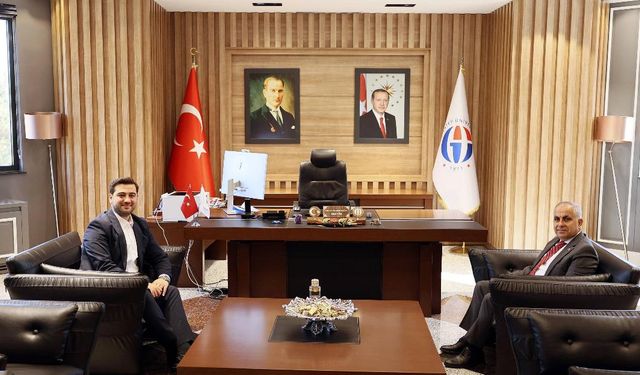 GAÜN’de önemli ziyaret! Milletvekili Bozatlı Rektör Doğan’ı ziyaret etti