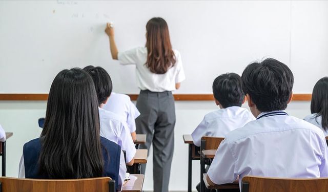 Öğretmen adaylarına müjdeli haber! MEB 15 bin öğretmen alacak… İşte kontenjan dağılımı!